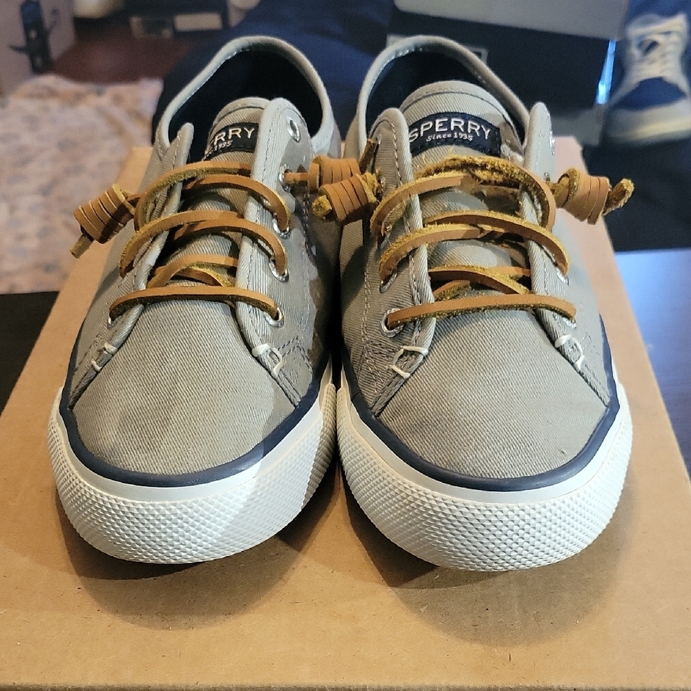 Sperry Women's Seacoast Sneakers - Gray and Brown Womens 8 Mens 6.5 EUC - Picture 4 of 10